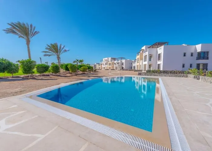 Bright 2-bedroom With Golf Course & Pool View L Cyan, El Gouna *