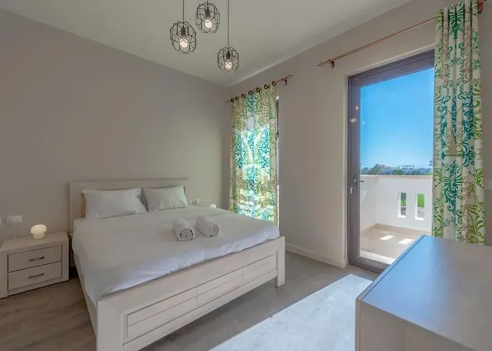 Bright 2-bedroom With Golf Course & Pool View L Cyan, El Gouna Apartman *